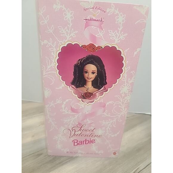 Mattel 1995 Limited Edition Valentine Barbie Doll Hallmark #14880 New In Box - Picture 4 of 10